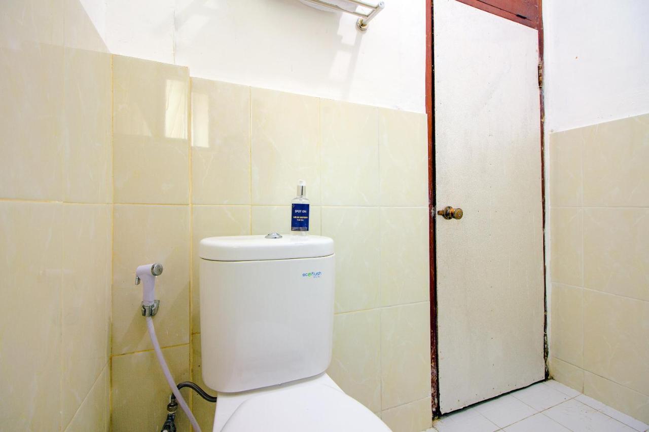 Spot On 2107 Ijo Pupus Syariah Residence Baturetno Kültér fotó