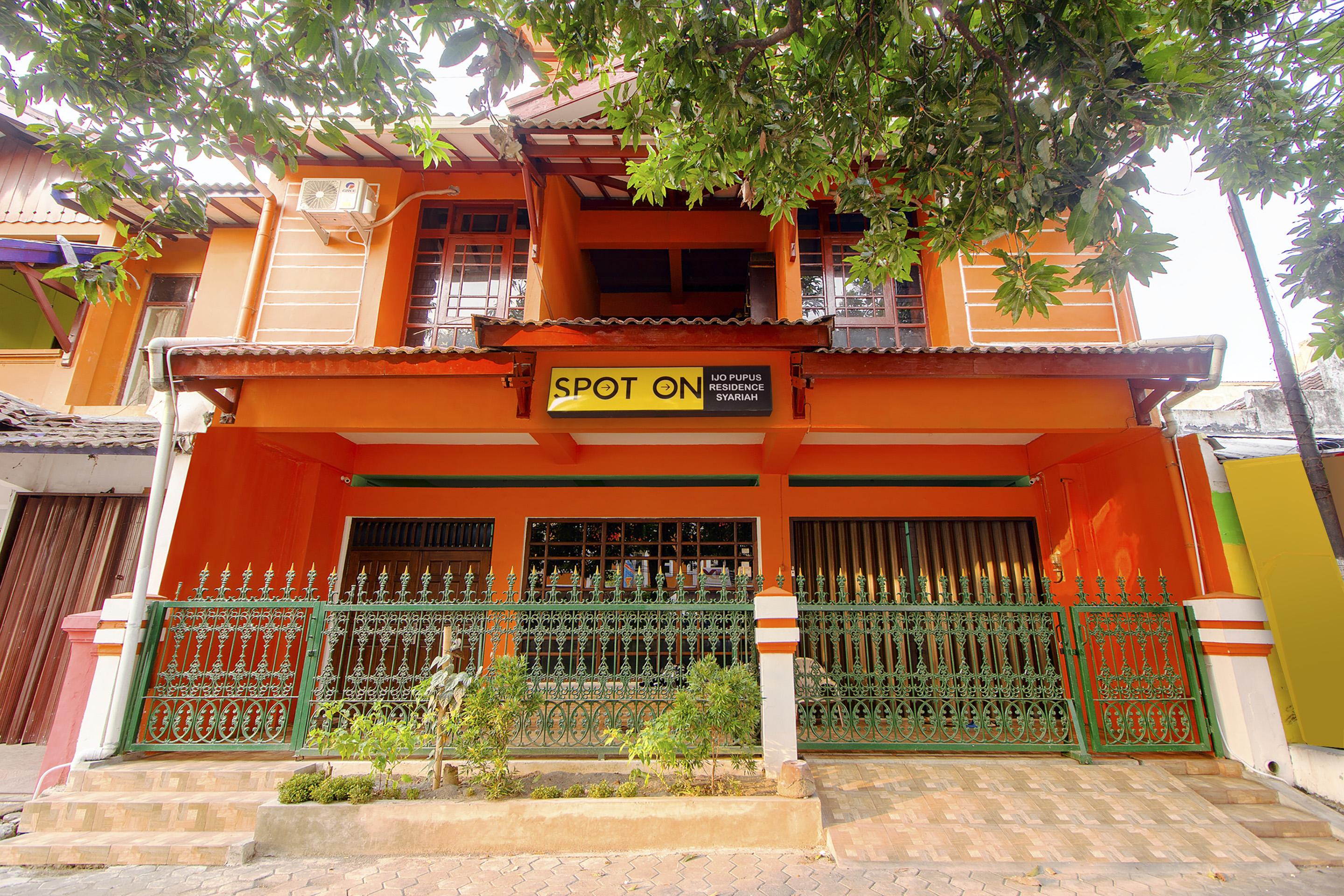 Spot On 2107 Ijo Pupus Syariah Residence Baturetno Kültér fotó